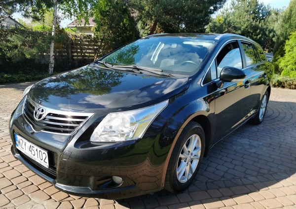 Toyota Avensis cena 35100 przebieg: 223500, rok produkcji 2010 z Toszek małe 781